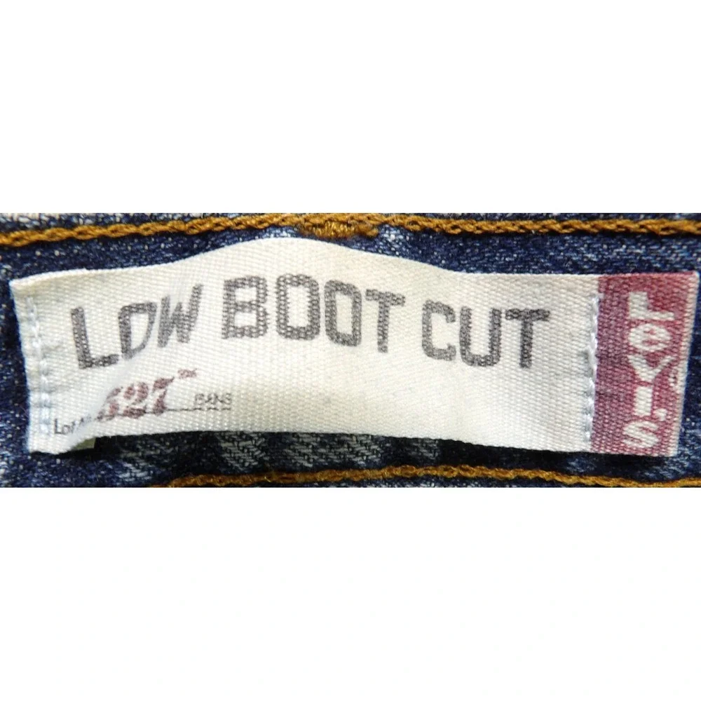 VTG Y2K Levi's 527 Low Boot Cut Jeans Men 34x30 Distressed Light Blue Denim Logo